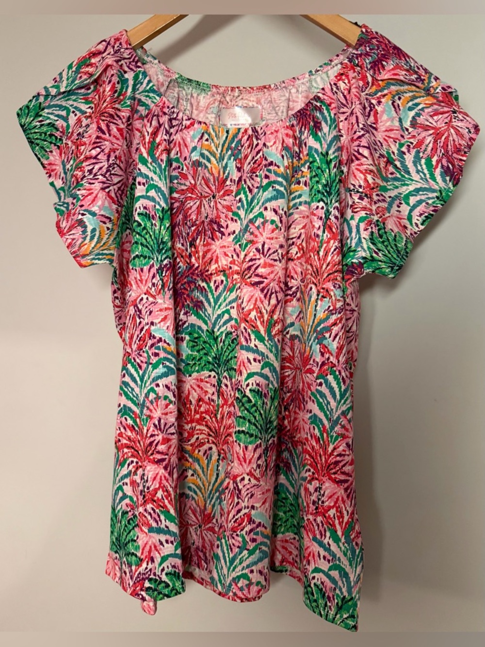 Stella Parker NWT Resort Wear Floral Flutter-Sleeve Top - Pink, Green & Coral